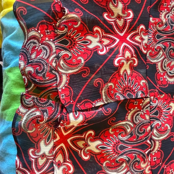 Tommy Hilfiger large blouse in mint condition worn once - Picture 4 of 5